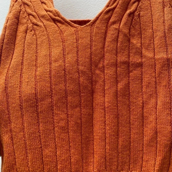 ARITZIA - Wilfred Suzette Wool Blend Knit Tank in Burnt Orange - Picture 4 of 7